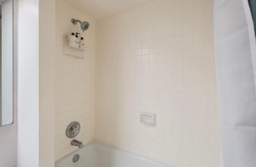 Historic Kailua Village House | Kona Pacific C319
