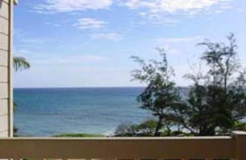 Lihue House | Kaha Lani - 5BR Oceanfront - Sleeps 14