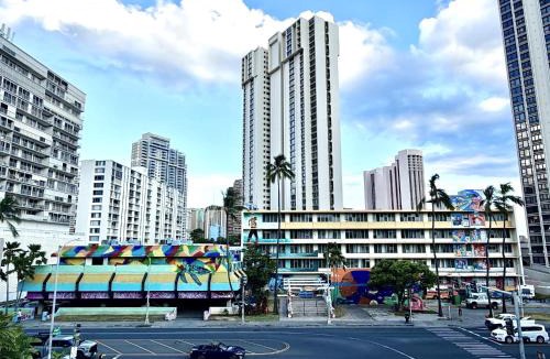 Ala Moana Hostel | Central YMCA Residences
