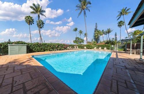 Downtown Lahaina House | International Colony Club 43 · ICC 43 Spacious 2BD Cottage Walk