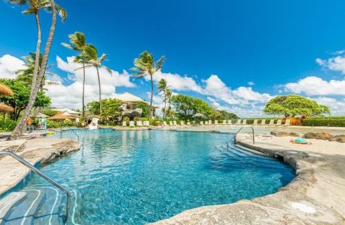 Hanamaulu Apartment | Mountain View Double Bed Room, Beachfront Resort, Lanai, AC, Pool, Restaurant, Gym, Spa