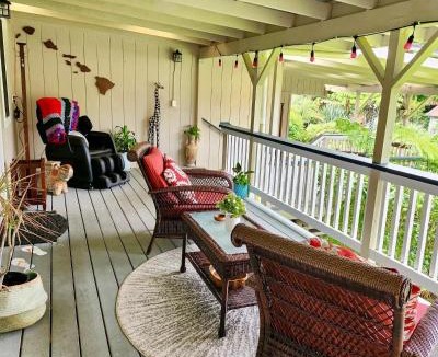 Volcano House | Aloha Junction Bed and Breakfast -Minutes away from Hawaii Volcanoes National Park
