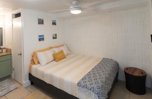 Punaluu Apartment | Ground Level Beachfront Studio