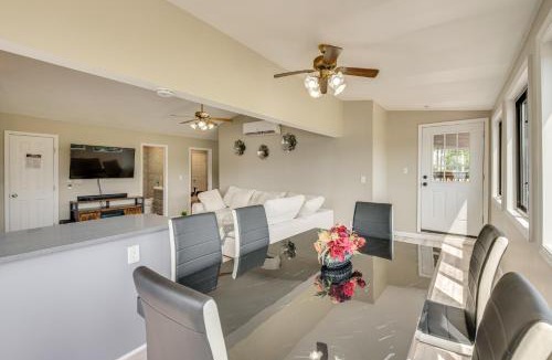 Harveys Lake Apartment | Walk to Harveys Lake! Modern Apt w/Water Views
