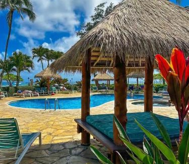 Wailua Apartment | Romantic Garden Escape - Steps to Beach