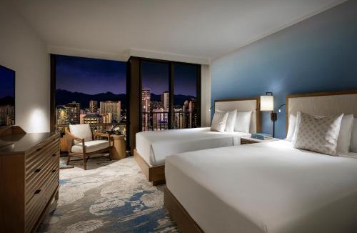 Waikiki Hotel | Halepuna Waikiki by Halekulani - NO RESORT FEE