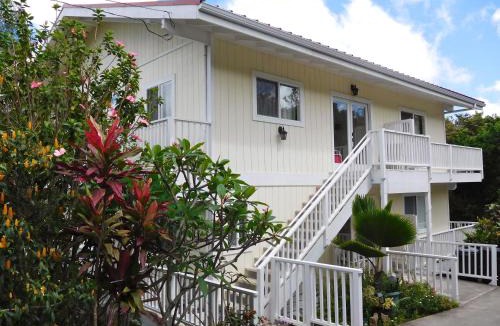 Kalaoa House | Bears' Place Guest House