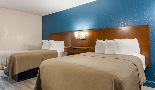 Rodeway Inn Broken Bow - Hochatown
