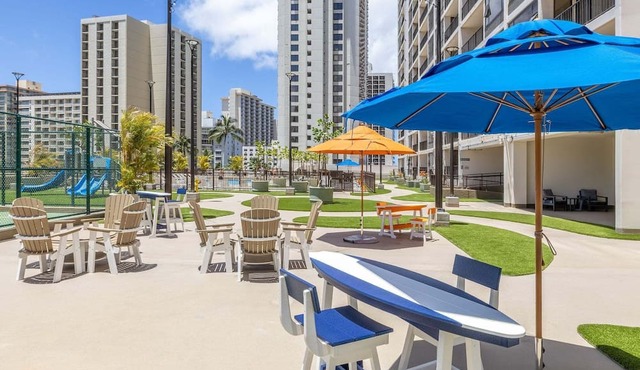 Waikiki Banyan Condo With Panoramic 37th Floor Ocean Views