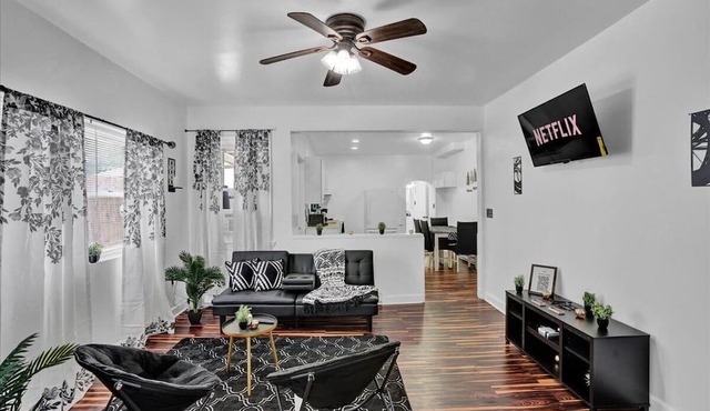 Allentown paradise near ppl center -1 paid parking per booking