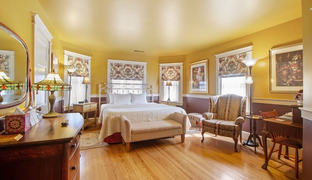 After Eight Bed and Breakfast