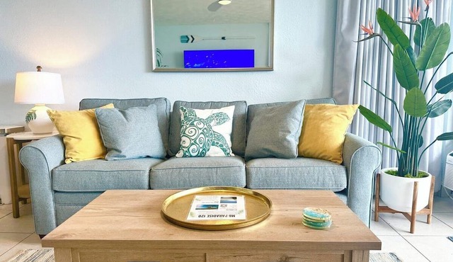 Perch - Maalaea Banyan: Oceanfront 1BR | 20 Steps To Beach