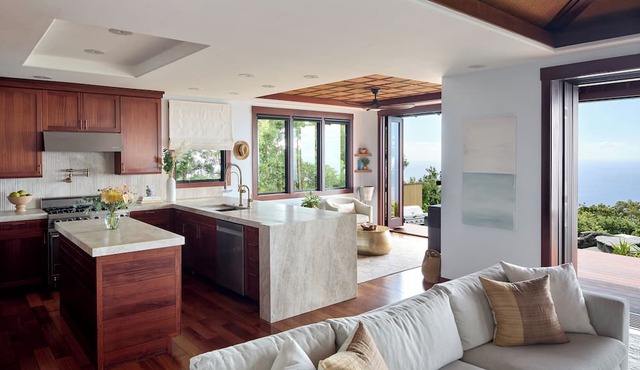 #1 Rental in Kona | Condé Nast Traveler | Aolani House