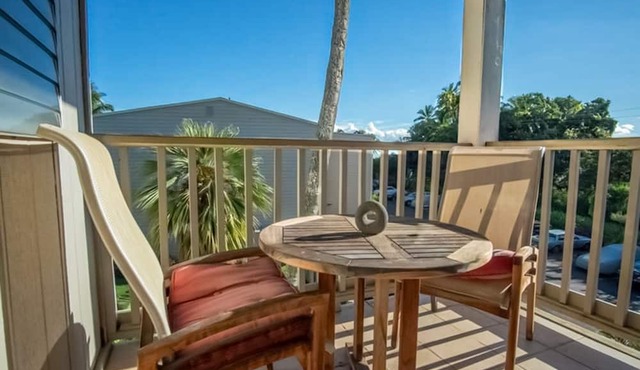 Ocean View Family Condo w/Free WiFi, Shared Pool & Tennis - Close to the Waves