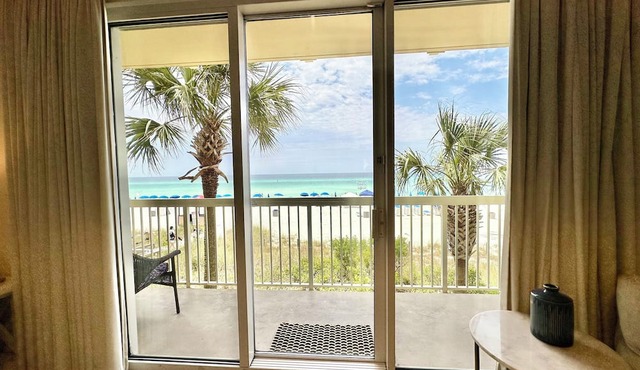 1st Floor! Directly on Beach@CELADON~2 Private Pkg Spaces ~ FREE Beach Service!