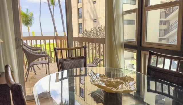 OCEANFRONT RESORT - Whale Season! Kihei Sands Beachfront Condos -B13
