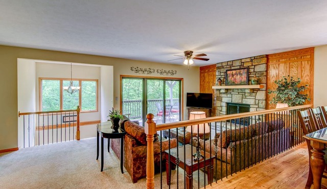 Chetola:Berkshires 3 - 3BR with 2 sleeper sofas-Walk To Blowing Rock