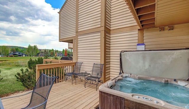 Managed by Park City Lodging-Condo in Park Meadows on the Golf Course