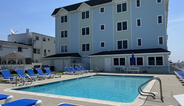 Great Location, Expansive Views, Just Steps to Wildwood Crest Beach!