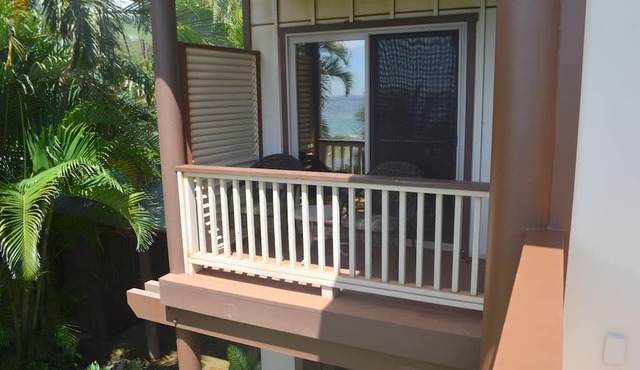 Beautiful Oceanfront Views! Enjoy Hotub, Grill & 3 Lanais!