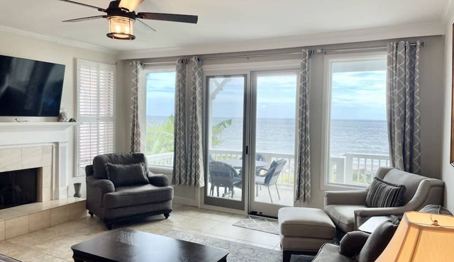 Newly Renovated Oceanfront Condo Right on the Beach Beachfront Great Views