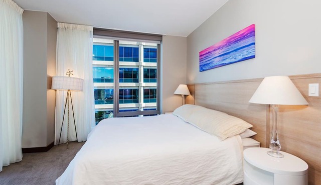 Luxury 2BR/2BA at One Ala Moana