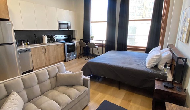 Optimum - Downtown Oasis!