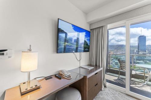 Ala Moana Hotel 1626 one bedroom w King bed