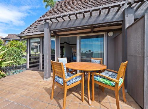 #04 Black Sand Beach Condo