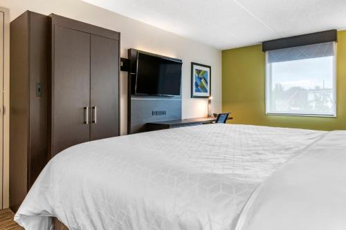 Holiday Inn Express Jonestown Ft Indiantown Gap by IHG